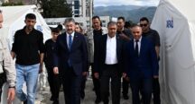 Vali Dr. Erdinç Yılmaz ve Koordinatör Vali Balıkesir Valisi Hasan Şıldak, Bayramın İlk Gününde Çadır Kentlerdeki Vatandaşlarımızla Bayramlaştılar