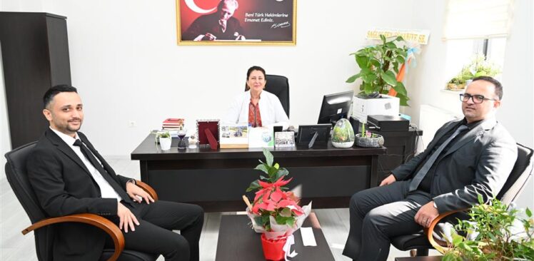 Osmaniye  İl Sağlık Müdürü Dr.Ahmet Kara, Kadirli İlçe Sağlık Müdürlüğünde Değerlendirme Toplantısı Yaptı