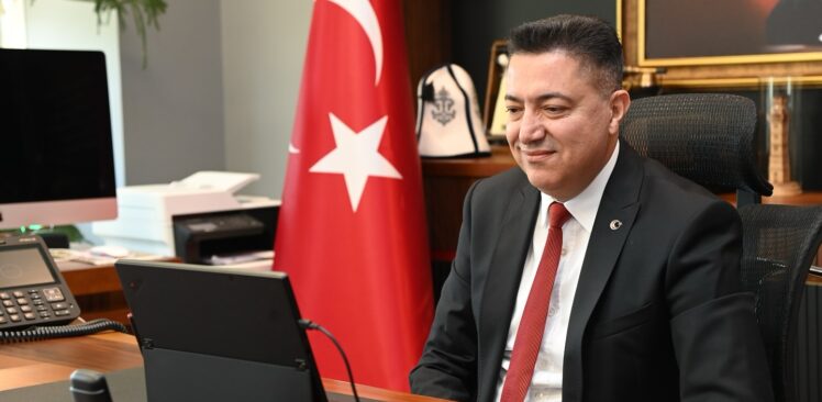 Okü Rektörü TRT Çukurova Radyosu’nda OKÜ Projelerini Tanıttı