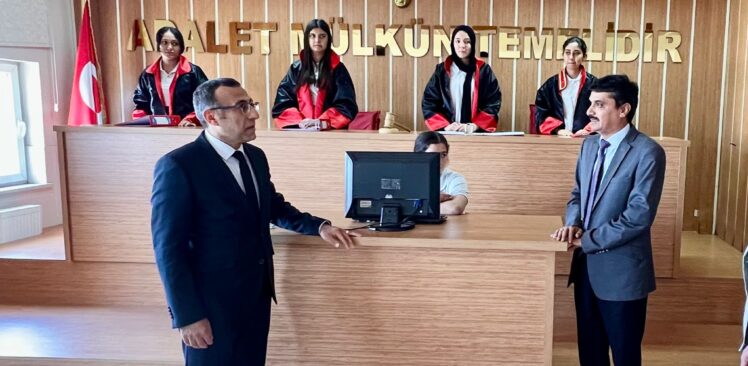 Osmaniye’de  ‘Adalet Bölümü’ Öğrencilerinden Temsili Duruşma