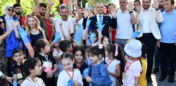 Osmaniye’de Dünya Temizlik Günü’nde 750 Kilo Atık Toplandı