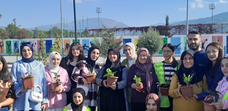 Osmaniye Korkut Ata Üniversitesinden Osmaniye Aktif Yaşam Merkezi’ne Anlamlı Ziyaret