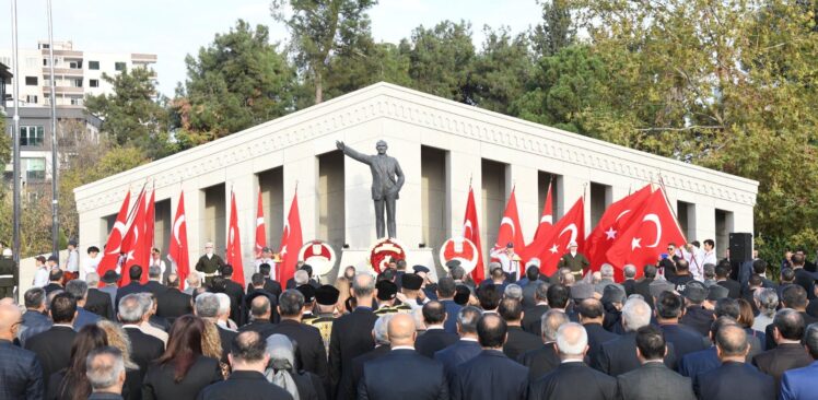 Osmaniye’de Atatürk Saygıyla Özlemle Anıldı