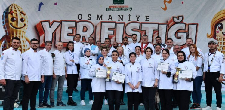  Osmaniye Yer Fıstığı Festivali Binlerce Kişinin Katılımıyla Tamamlandı