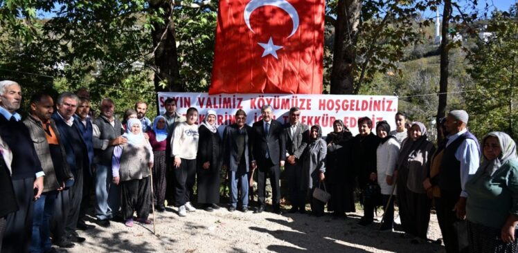 Vali Dr. Erdinç Yılmaz, Düziçi İlçemize Bağlı Söğütlügöl Köyünde Köy Sakinleri ile Bir Araya Geldi