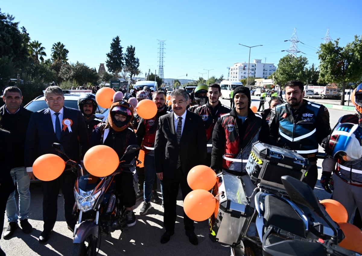 25 Kasım Kadına Yönelik Şiddete Karşı Uluslararası Mücadele Günü Dolayısıyla “Turuncu Balon” Farkındalık Etkinliği Düzenlendi