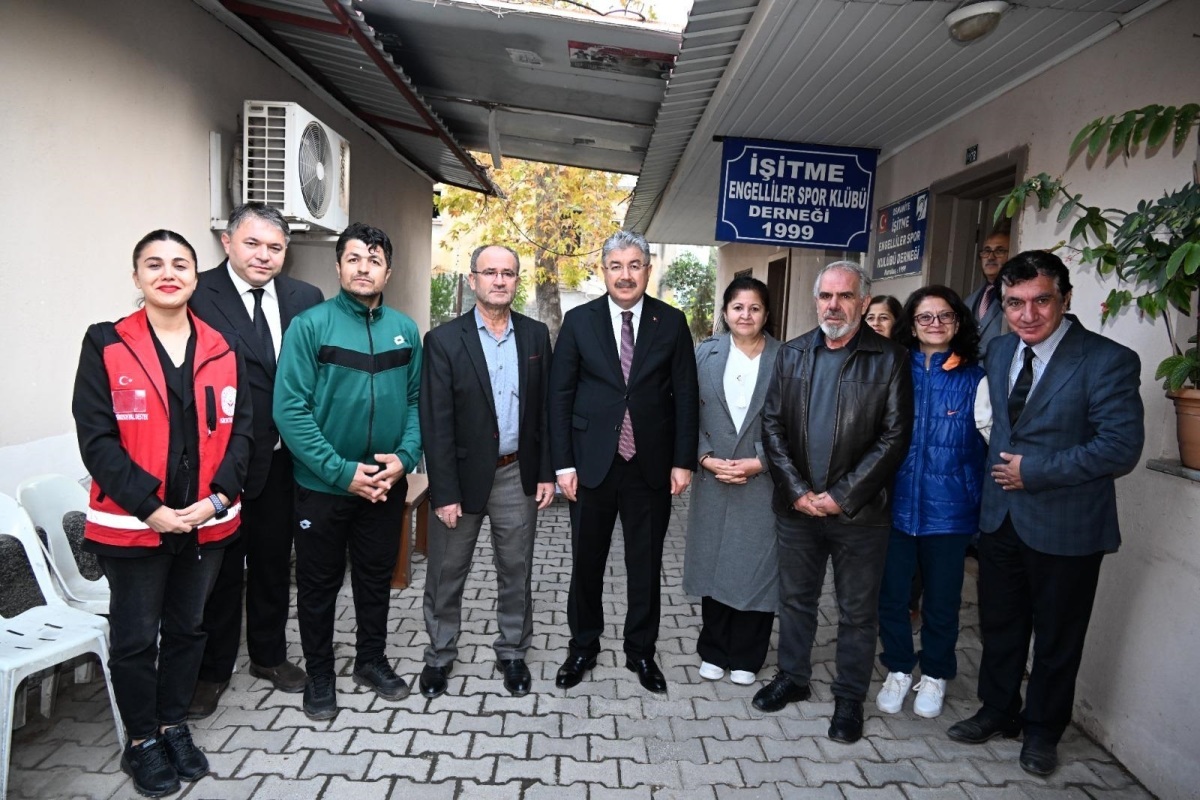 Vali Yılmaz, 3 Aralık Dünya Engelliler Günü Dolayısıyla Dernekleri Ziyaret Etti